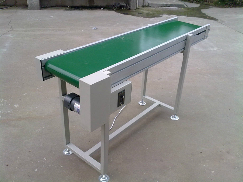 概述乳品皮帶輸送機配件護欄夾的結構和材質