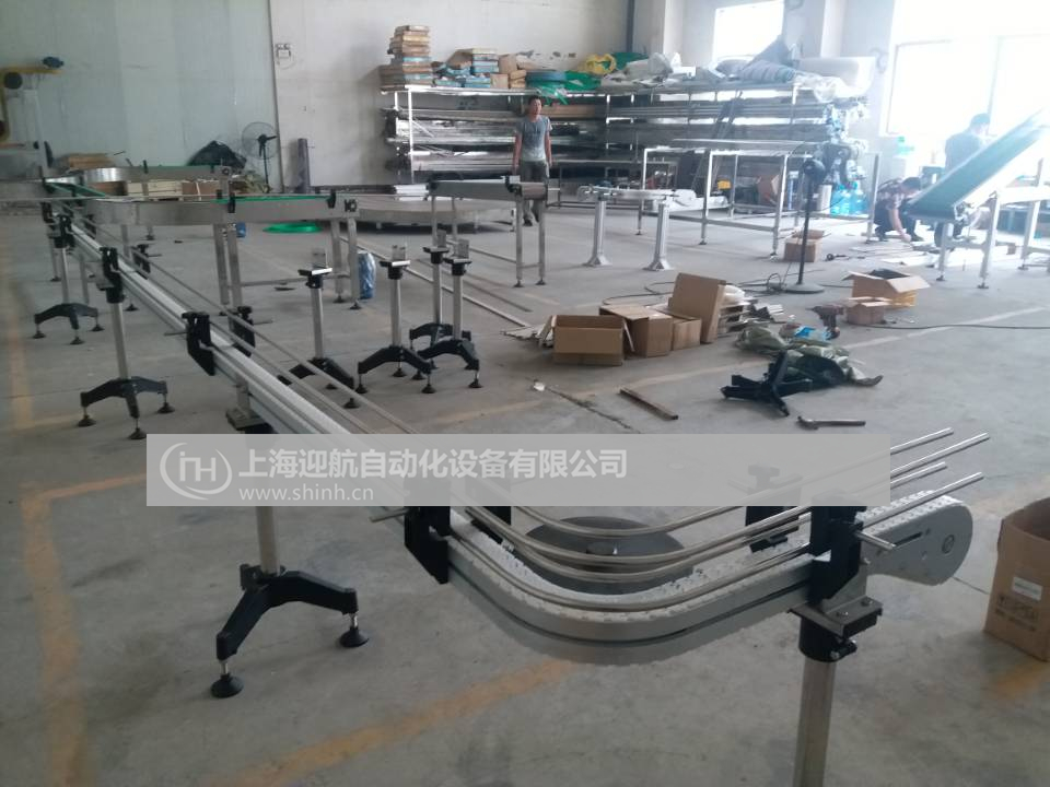 83柔性鏈輸送機 83柔性鏈輸送機