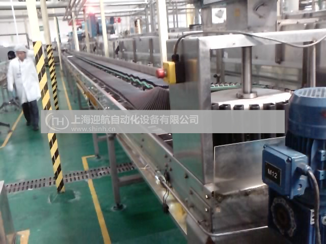 自動倒瓶殺菌機